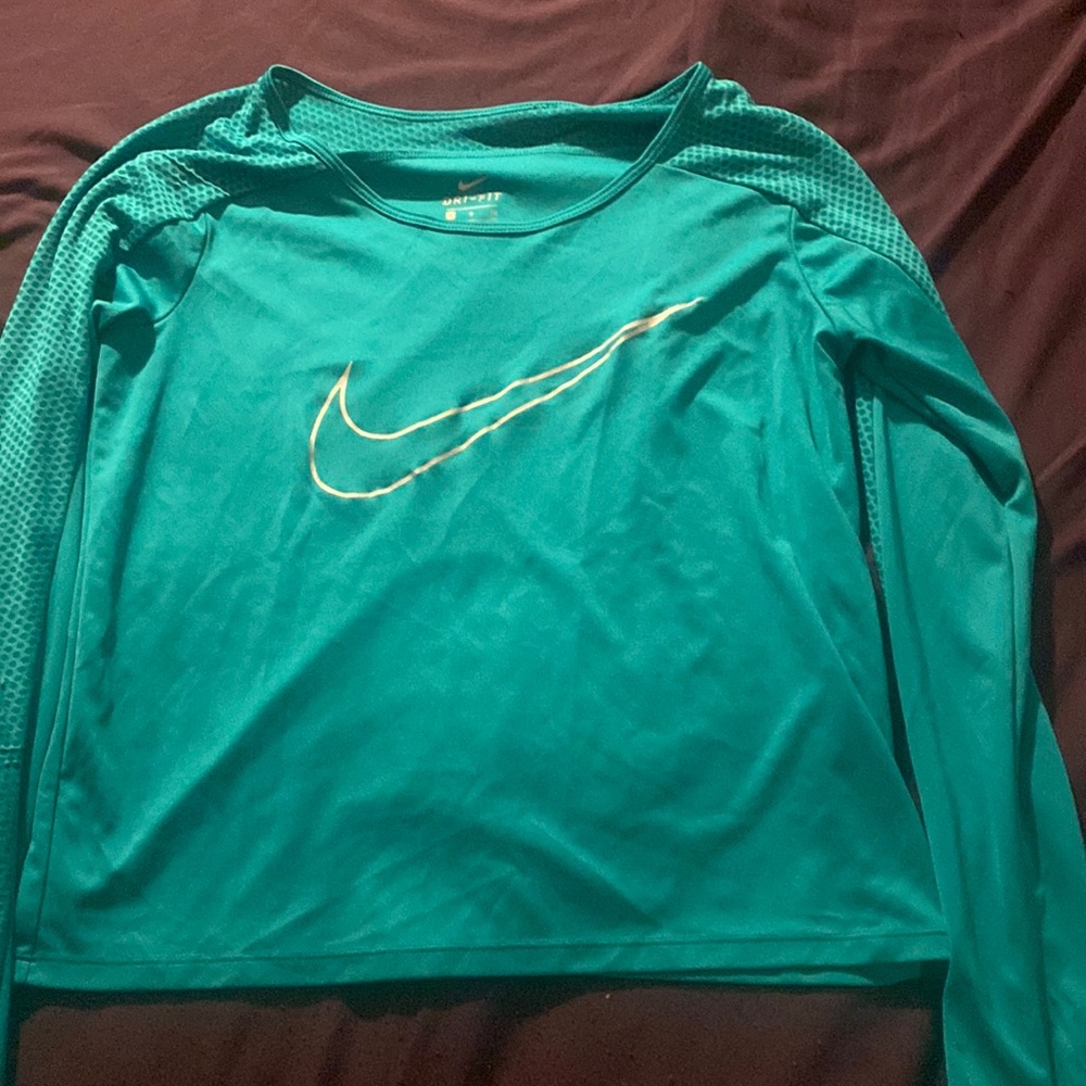 Nike crop long sleeve